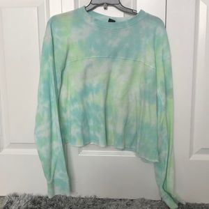 Cropped tie dye long sleeve!